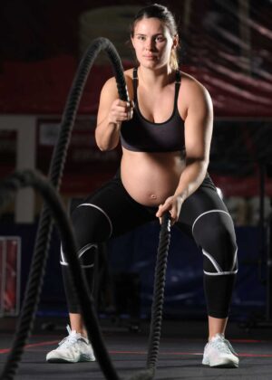Postpartum woman restarts cross fit routine after discussing her plans with her OB-GYN | CU Medicine OB-GYN East Denver