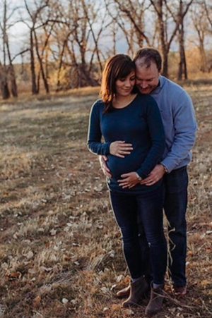 pregnancy | Kate and Chris' maternity photo | CU Medicine OB-GYN East Denver (Rocky Mountain)